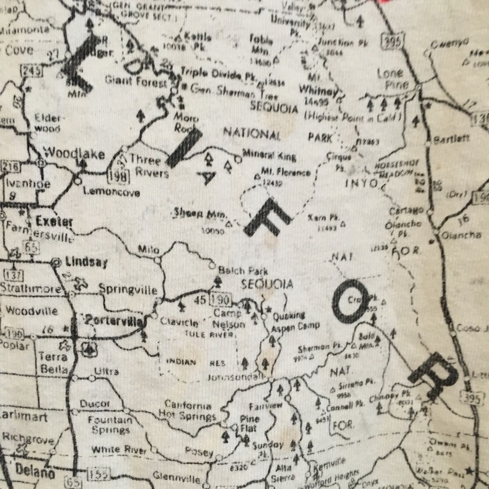 Vintage 90s California SoCal grunge y2k all over map graphic T-shirt Size XL - Picture 6 of 7